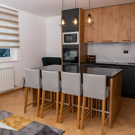 Apartment Suncani Vrhovi