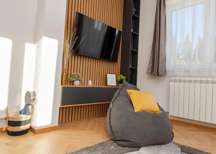 Suncani Vrhovi 亚霍里纳