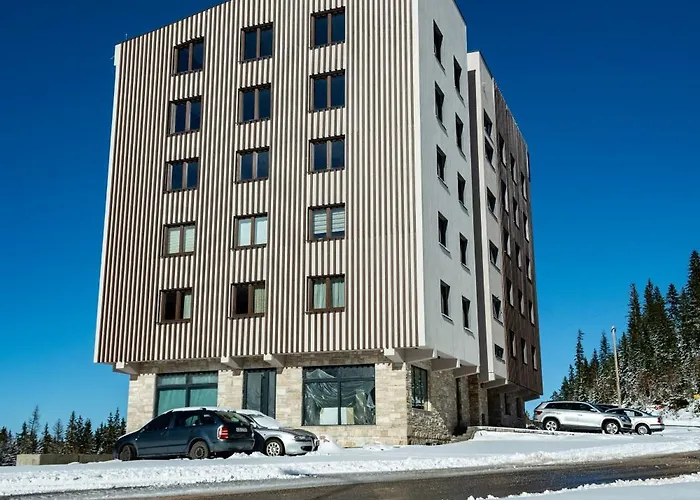 Suncani Vrhovi 亚霍里纳