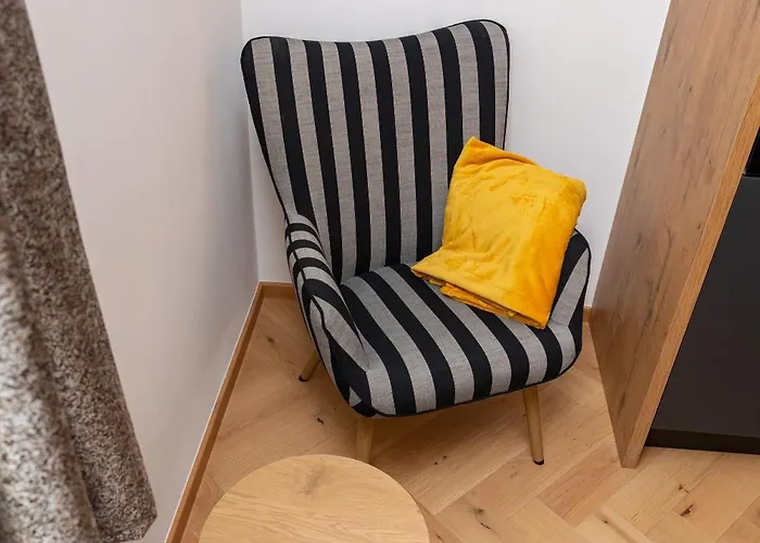 公寓 Suncani Vrhovi 亚霍里纳